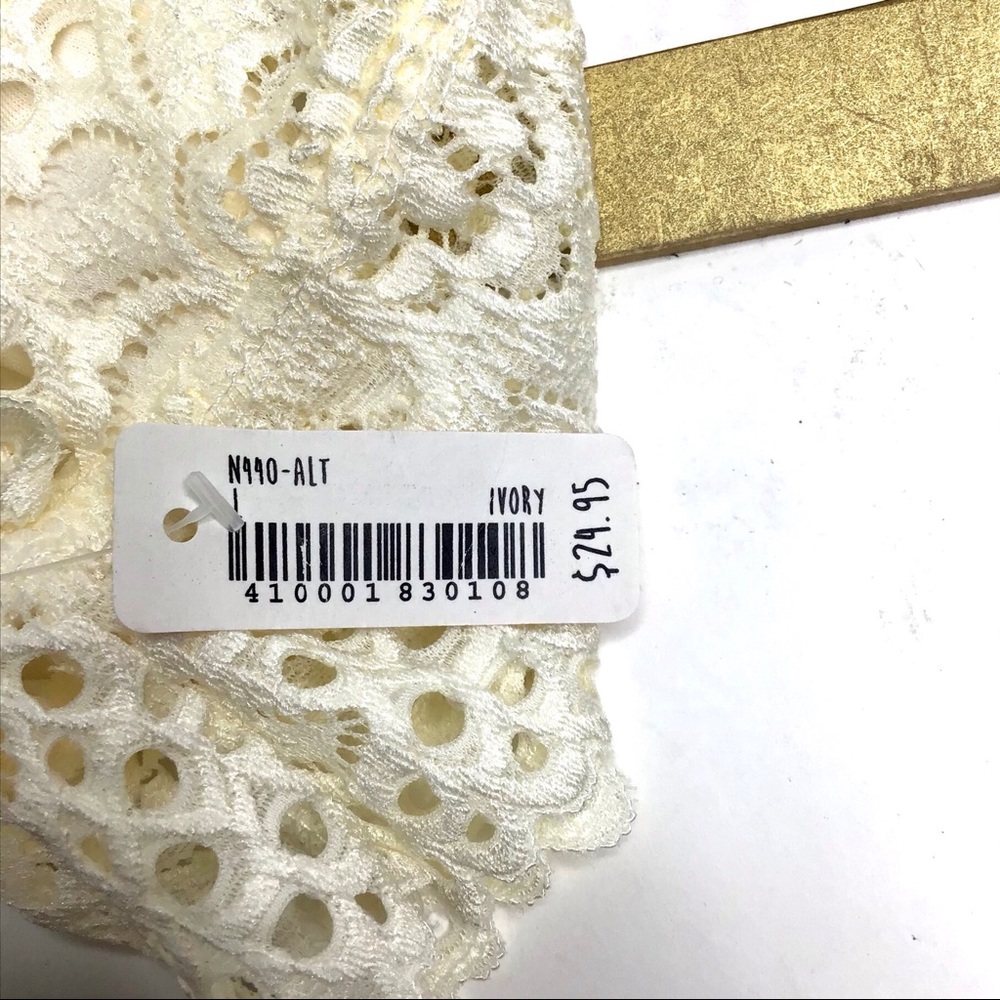 ALTAR’D STATE | Lace Racerback Bralette Ivory - Picture 13 of 16
